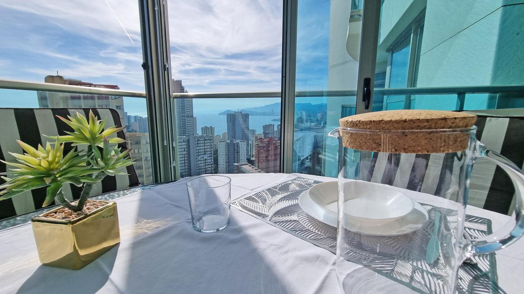 Skyline 14 Large And Sunny All-Day Balcony With Stunning Sea Views Benidorm Exteriör bild